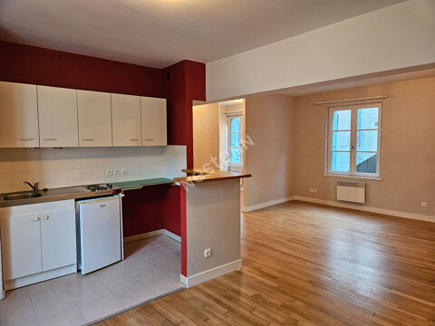 Très bel appartement T2 à louer dans le centre de Loches 505 Loches (37600)