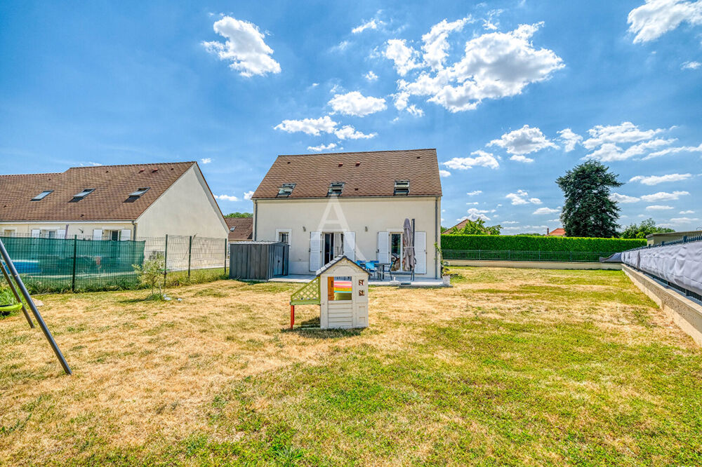 Maison 4 pièces 88 m² · à La Houssaye en Brie · 88 m² · 320 000 €