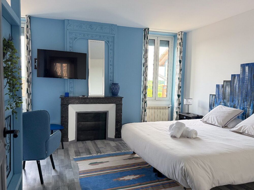 Vente Maison Une rénovation contemporaine pour deux maisons reliées par un patio et jardin avec piscine Lectoure