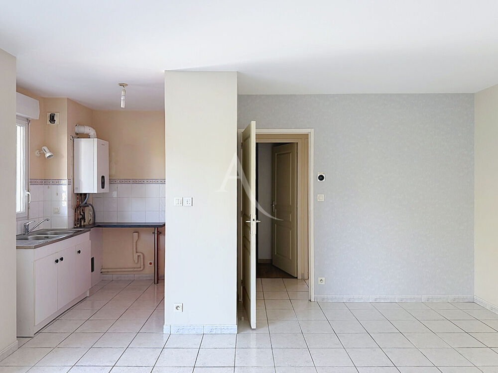 Vente Appartement Appartement Trelaze 2 pièce(s) 45 m2 Trelaze