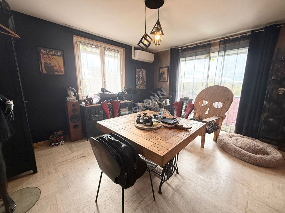 Vente Maison Maison de 5 pièces à Ploërmel (56800) Ploermel