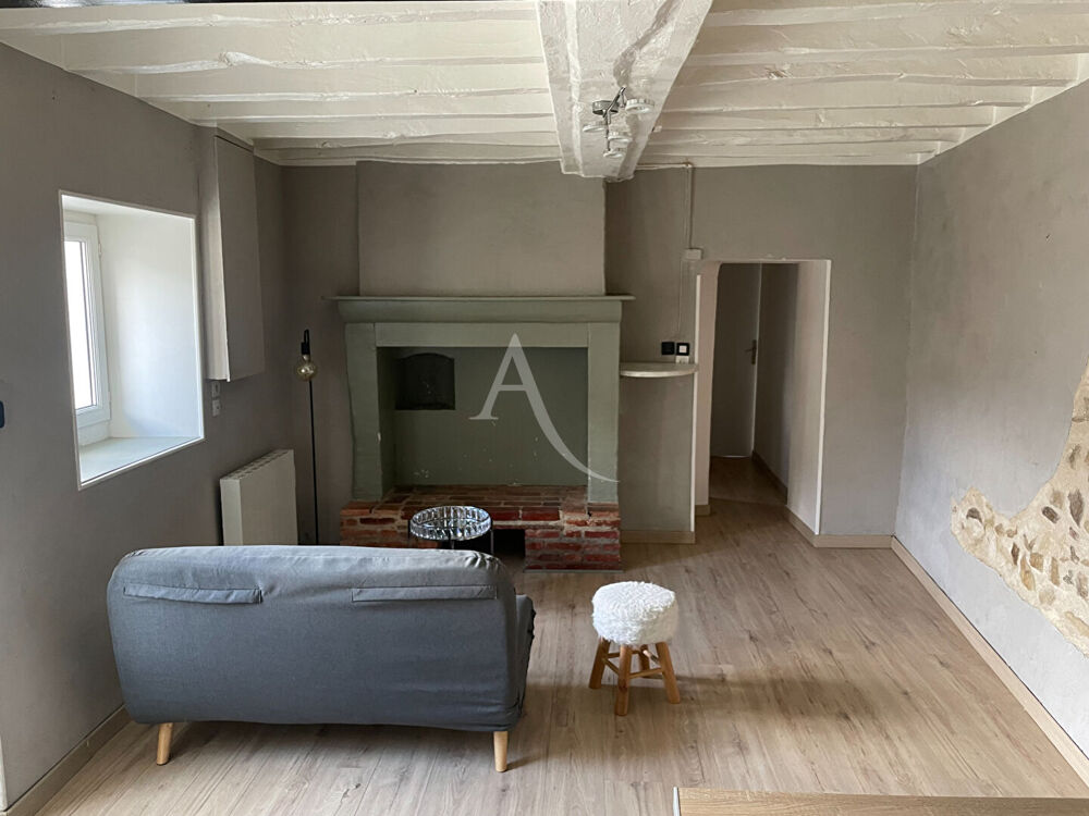 Location Appartement A LOUER ETRICHE Appt T3 Meublé de 54 m2 en RDC Etriche