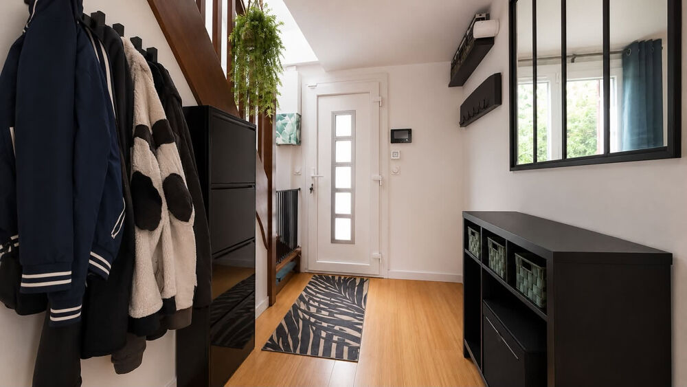 Maison familiale - 5 chambres - Sous-sol - 128 m2