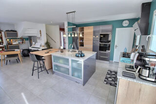  Maison � vendre 5 pi�ces 163 m�