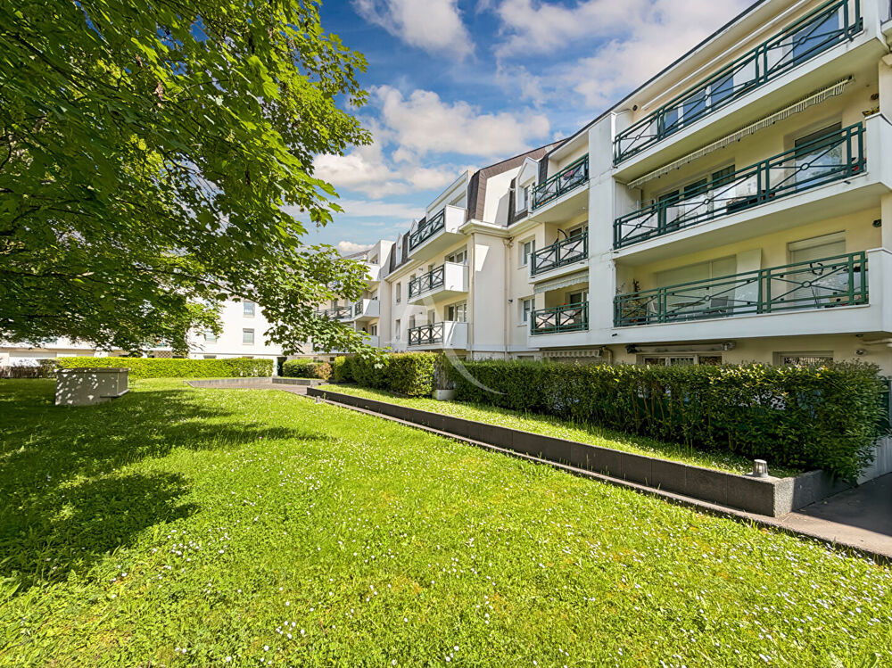 Appartement Jouy Le Moutier 2 pièce(s) 47.23 m2