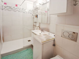  Appartement  vendre 2 pices 46 m
