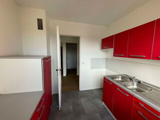  Appartement à louer 3 pièces 65 m²