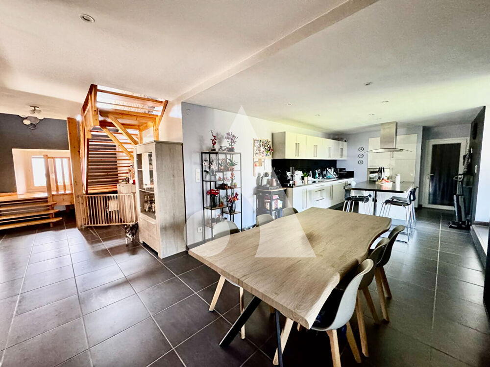 Vente Maison Maison familiale 7 pièces 155m² + dépendance de 57m² - Beaufremont Beaufremont