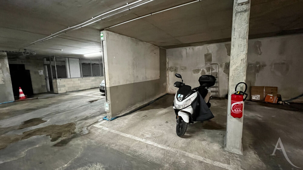 Vente Parking/Garage Parking / box Romainville Romainville