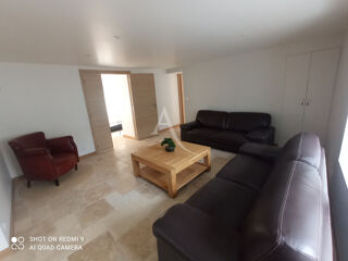  Maison à louer 7 pièces 161 m²