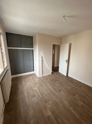  Appartement à louer 2 pièces 52 m²