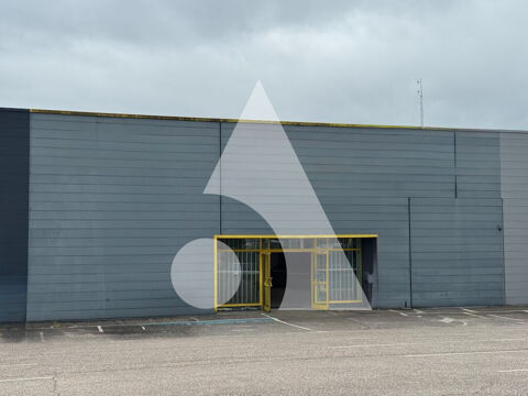 Local commercial Neufchateau 396 m2 3300 88300 Neufchateau