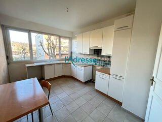  Appartement � vendre 5 pi�ces 106 m�