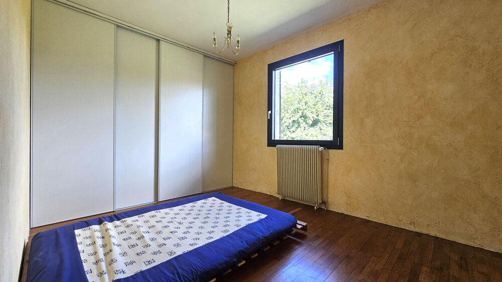 Vente Maison Aoste- Maison 3  ou 4 ch - jardin - sous sol aménagé - calme Aoste