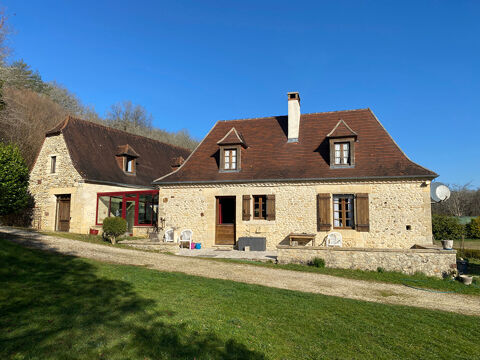   Maison Rouffignac Saint Cernin De R. 7 pi�ce(s) 180 m2 Maison - 7 pi�ce(s) - 180 m�