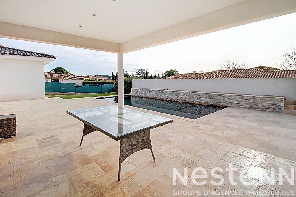 A VENDRE DRAGUIGNAN - MAISON NEO PROVENCALE DE PLAIN PIED de 180 m² avec GARAGE et PISCINE