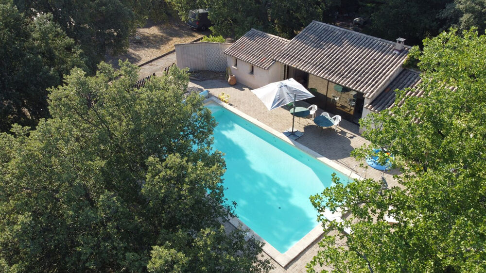 Vente Maison Mazan ? maison familiale de 222 m² sur 1,59 hectare avec piscine, pool house et garage Mazan