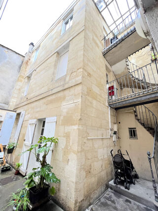  Immeuble à vendre 6 pièces 91 m²