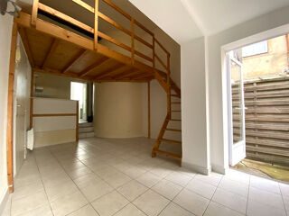  Appartement à louer 1 pièce 23 m²