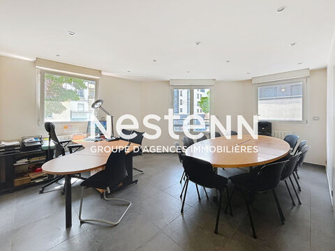 Bureaux Locaux Professionnels de 80m² Av Roosevelt - 69500 BRON 265000 69500 Bron