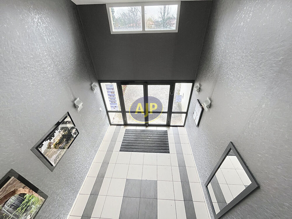 Vente Appartement T2 bon état général Merignac