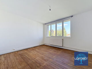 Maison à louer 4 pièces 83 m²