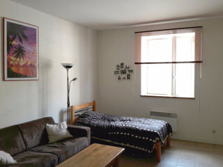  Appartement à louer 1 pièce 27 m²