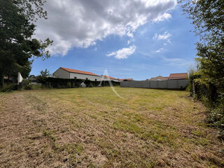  Terrain à vendre 708 m²