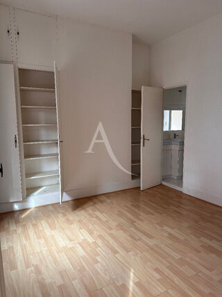  Appartement à louer 3 pièces 66 m²