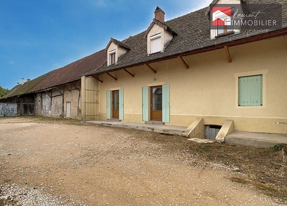 A SIMANDRE : Maison 5 pièces avec nombreuses dépendances