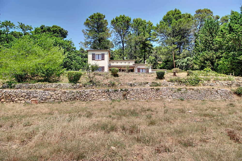 Vente Maison À VENDRE EN EXCLUSIVITÉ - LORGUES - MAISON À FORT POTENTIEL DE 83M²  AVEC UNE VUE DOMINANTE ET TRÈS GRAND GARAGE 65m² Lorgues