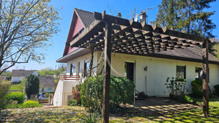  Maison � vendre 9 pi�ces 230 m�