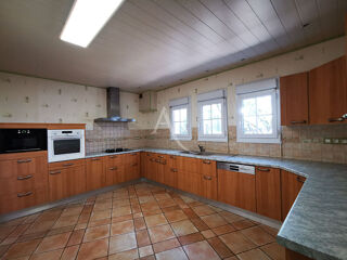  Maison  vendre 7 pices 165 m