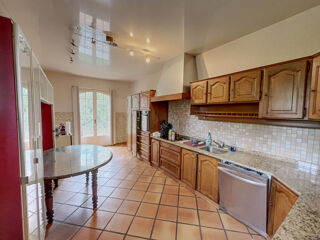  Maison à vendre 8 pièces 227 m²