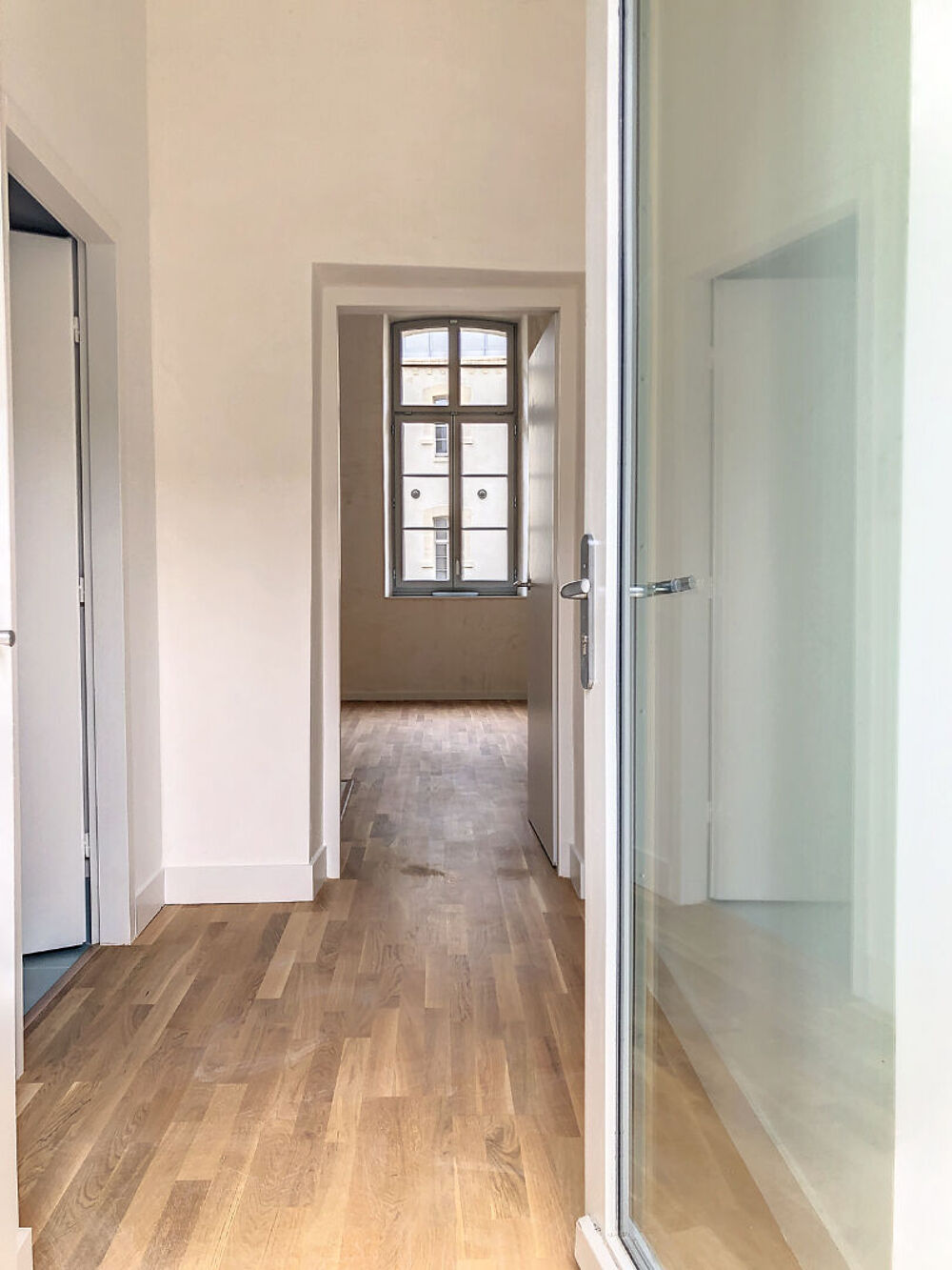Location Appartement Appartement Avignon INTRA MUROS, 1 pièce, 44m2 Avignon
