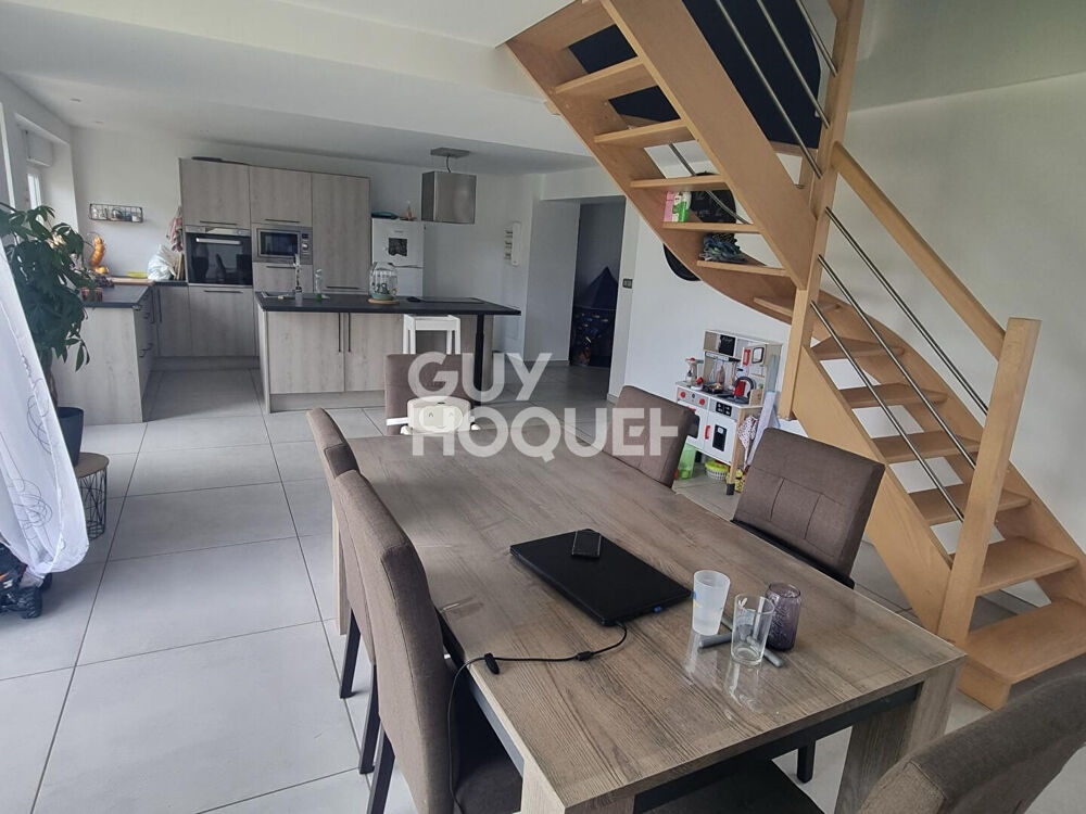 Vente Maison Maison  5 pi�ces 140 m� Meslay le grenet