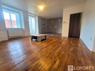  Appartement à louer 5 pièces 136 m²