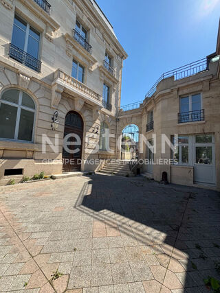  Appartement � vendre 4 pi�ces 121 m�