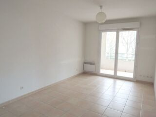 Appartement à louer 2 pièces 34 m²