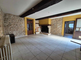  Maison  vendre 15 + pices 577 m