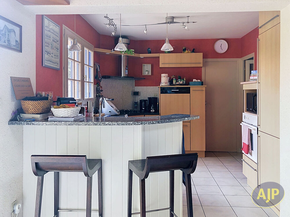 Vente Maison Maison familiale avec piscine, au calme à Cholet Cholet
