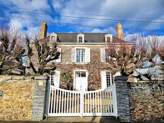  Maison à vendre 10 pièces 281 m²