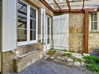  Appartement à louer 1 pièce 29 m²
