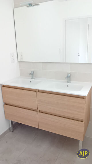  Maison à louer 4 pièces 95 m²