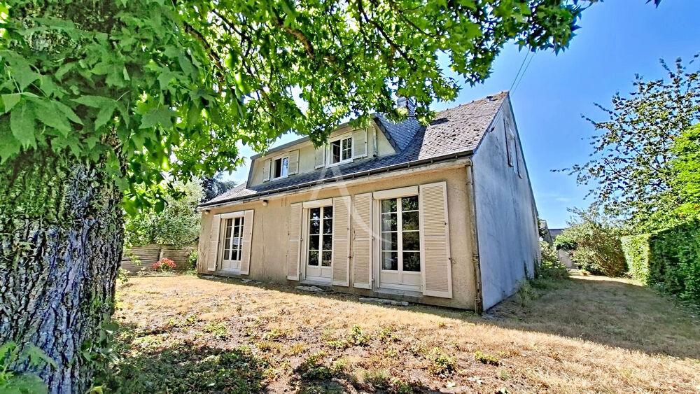 Maison 6 pièces 165 m² · à Rives du Loir en Anjou · 165 m² · 317 500 €