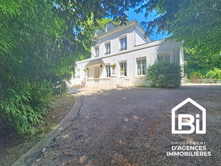  Maison à vendre 9 pièces 179 m²