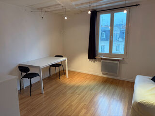  Appartement à louer 1 pièce 18 m²
