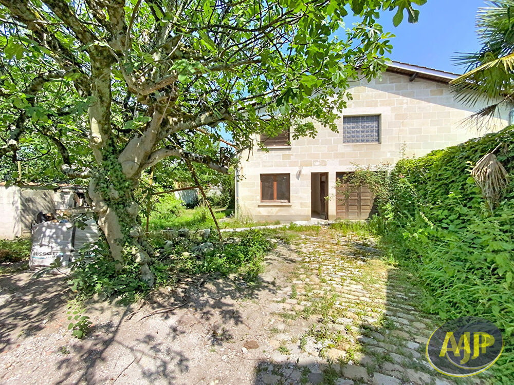 Vente Maison LE BOUSCAT Maison pierre à fort potentiel  248 m²  Terrain intime Le bouscat