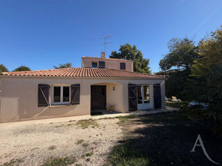 Maison 7 pièces 130 m² · à Chavagnes-en-Paillers · 130 m² · 310 000 €