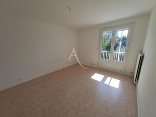 Appartement à louer 2 pièces 45 m²